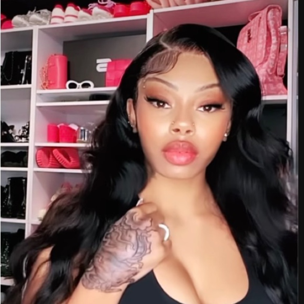 Meet your Posher, Summer